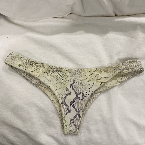 Boys + Arrows Other - Boys + Arrows snakeskin print bikini bottom